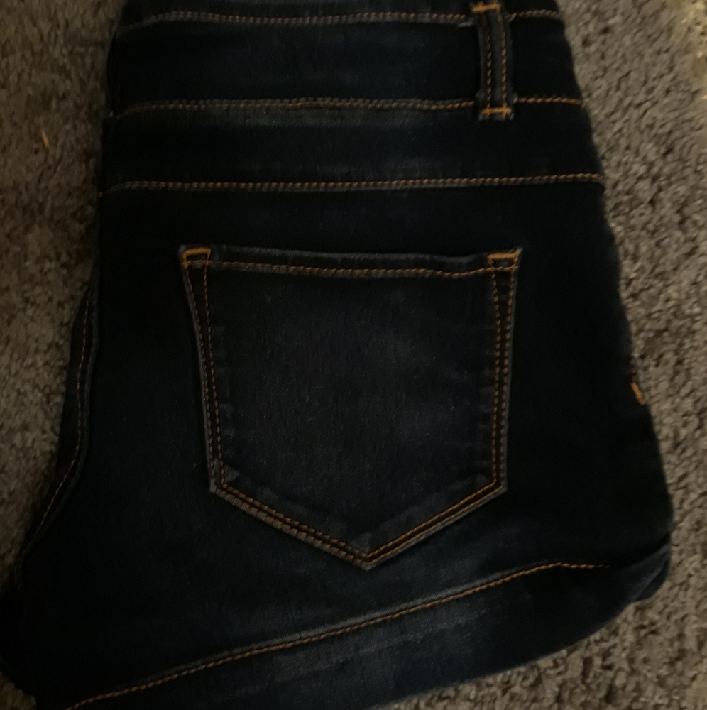 Shorts - Picture 2 of 2